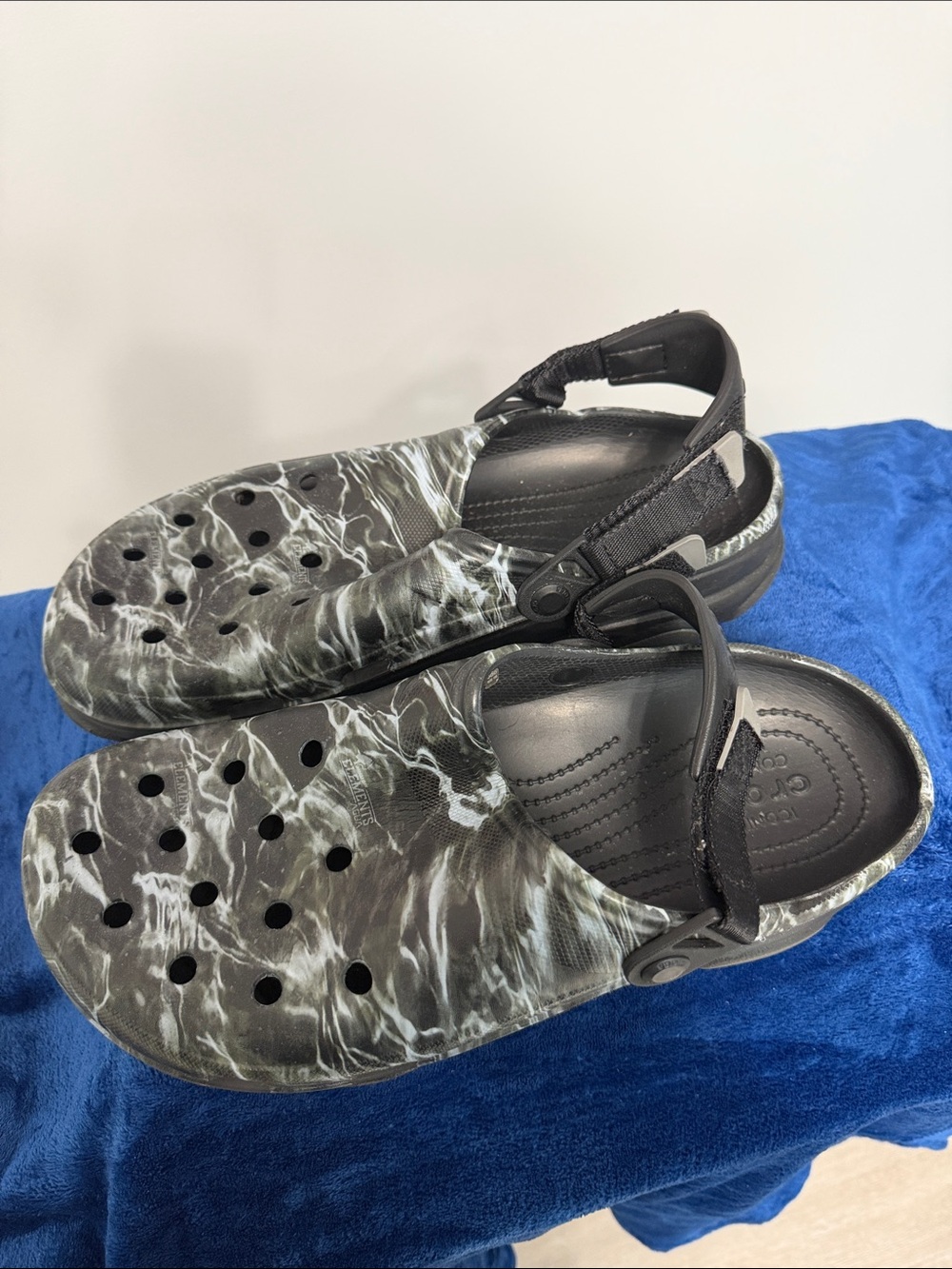 CROCS Black Marble-Pattern Slip-On Clogs with Adjustable Heel Strap